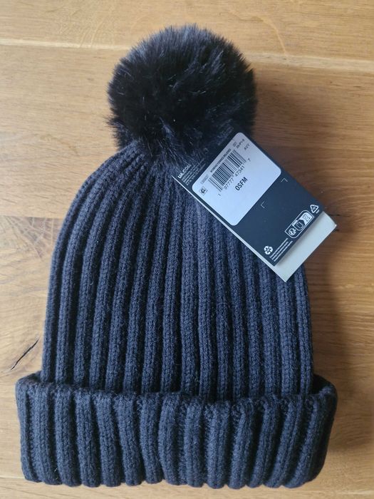 Czapka zimowa Under Armour W Pom Beanie - czarna