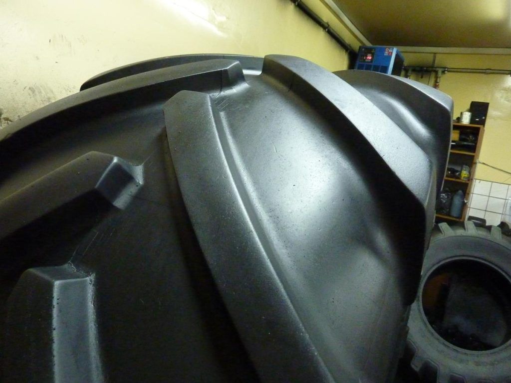 Opona używana rolnicza 900/60R32 MICHELIN MEGAXBIB 5800zł W3687
