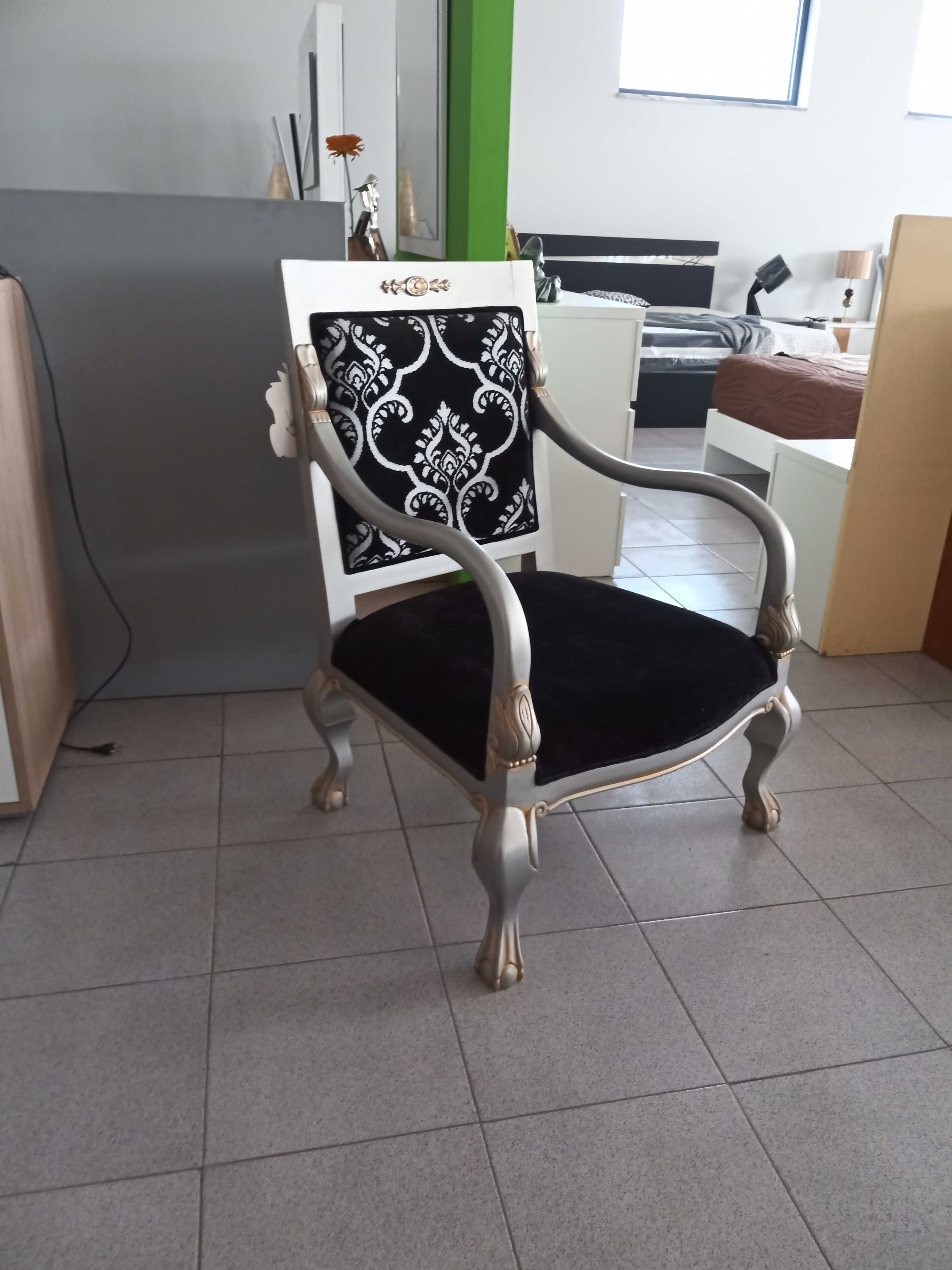 Cadeirões Vintage NOVOS