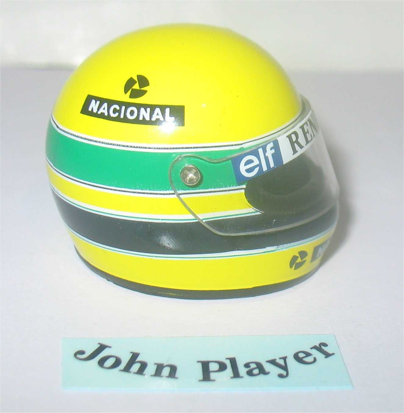 Capacete Ayrton Senna -Temporada 1985 (Lotus) - C/DEFEITO - Escala 1/8