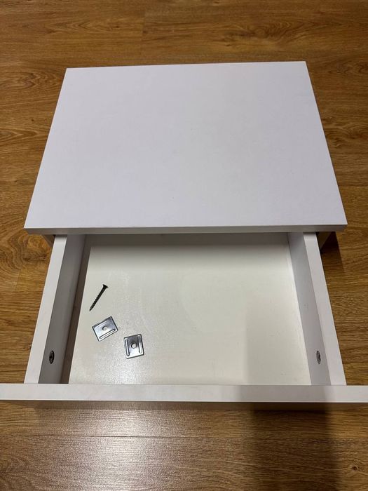 Туалетний столик підвісний