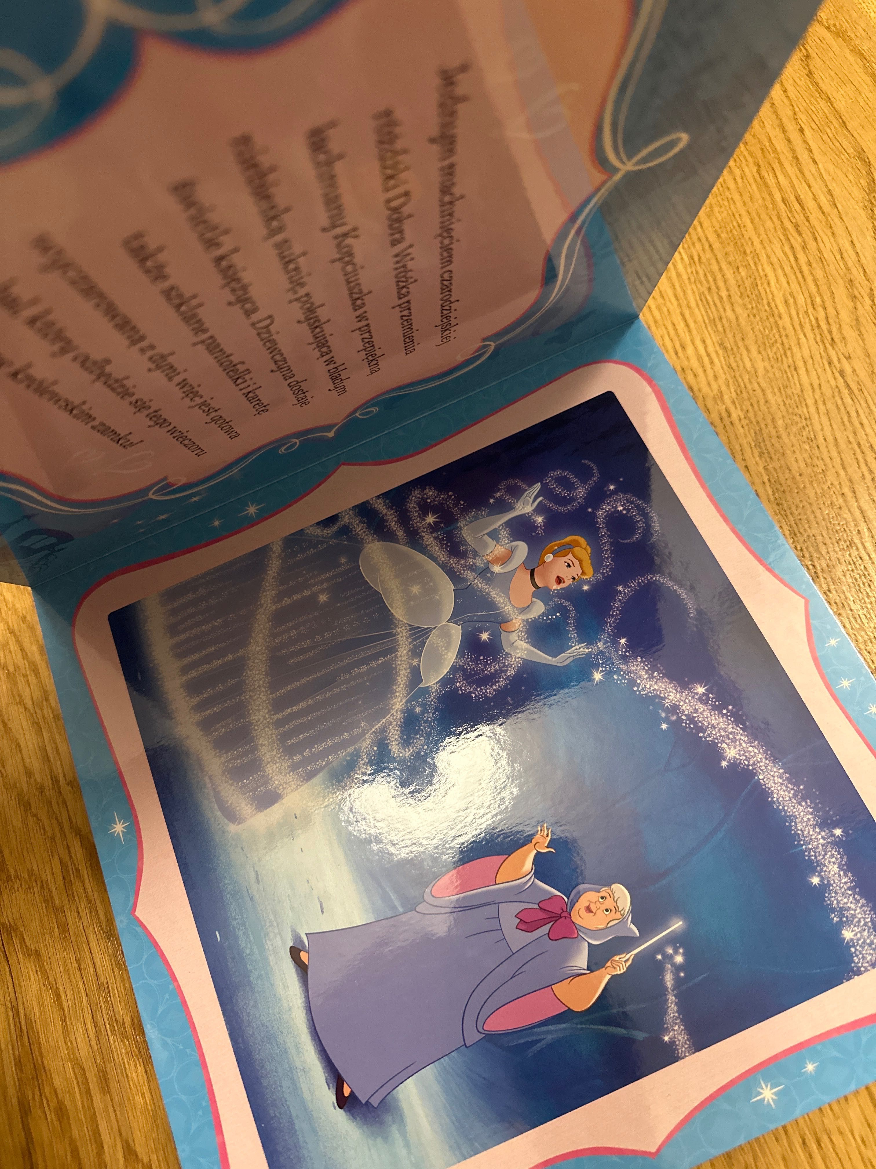 Egomont księżniczki Disneya Maxi puzzle W książeczce!