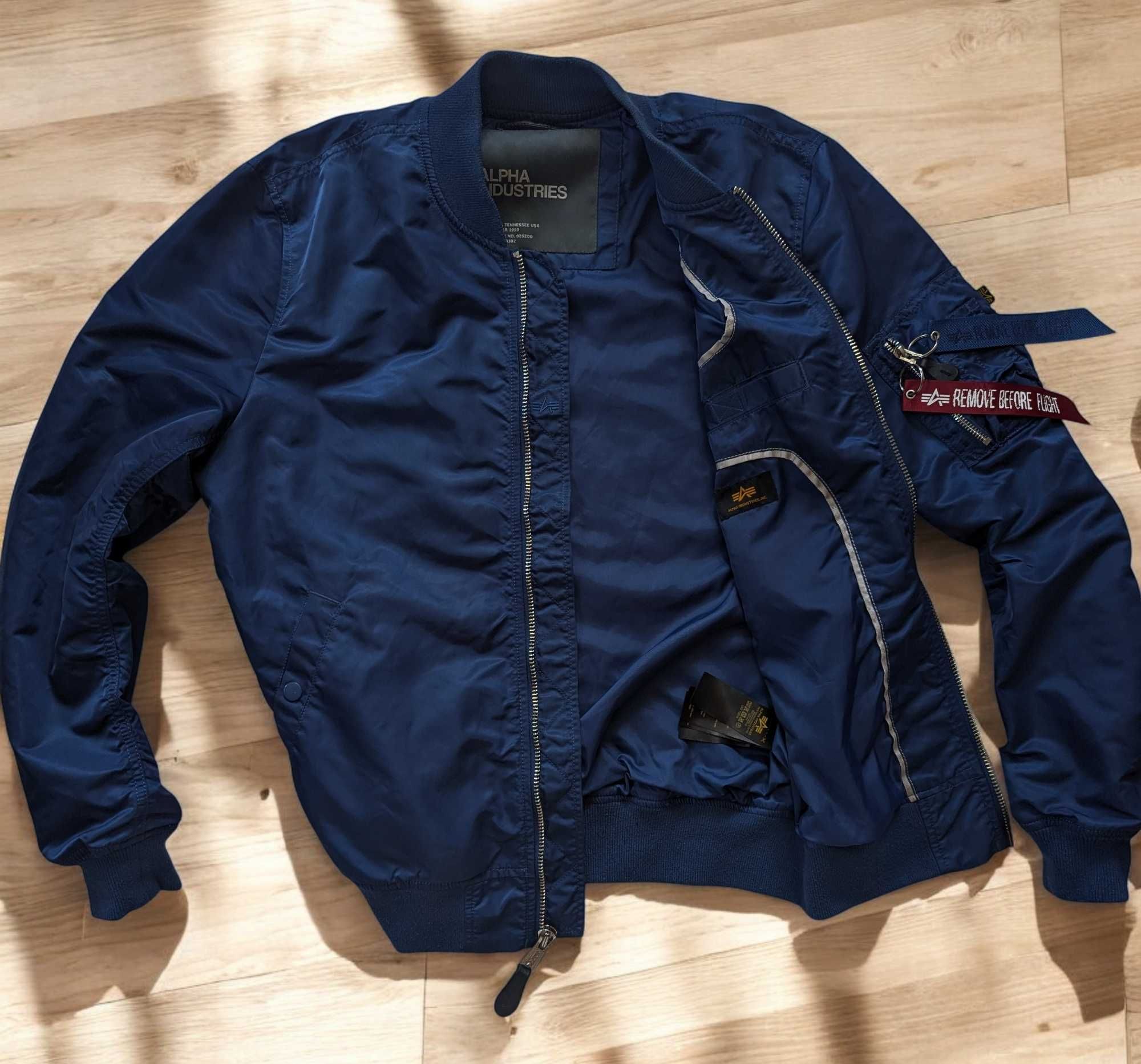 Літній бомбер Alpha Industries MA-1 VF LW США