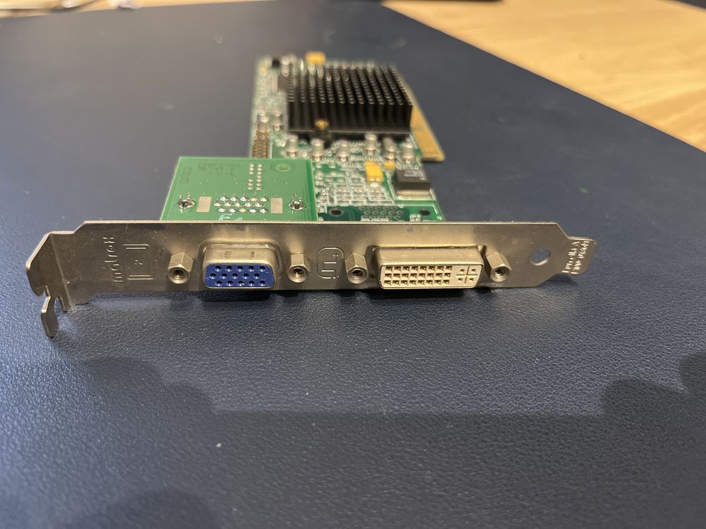 Karta graficzna  Retro PC AGP Matrox G550 DVI VGA 32MB