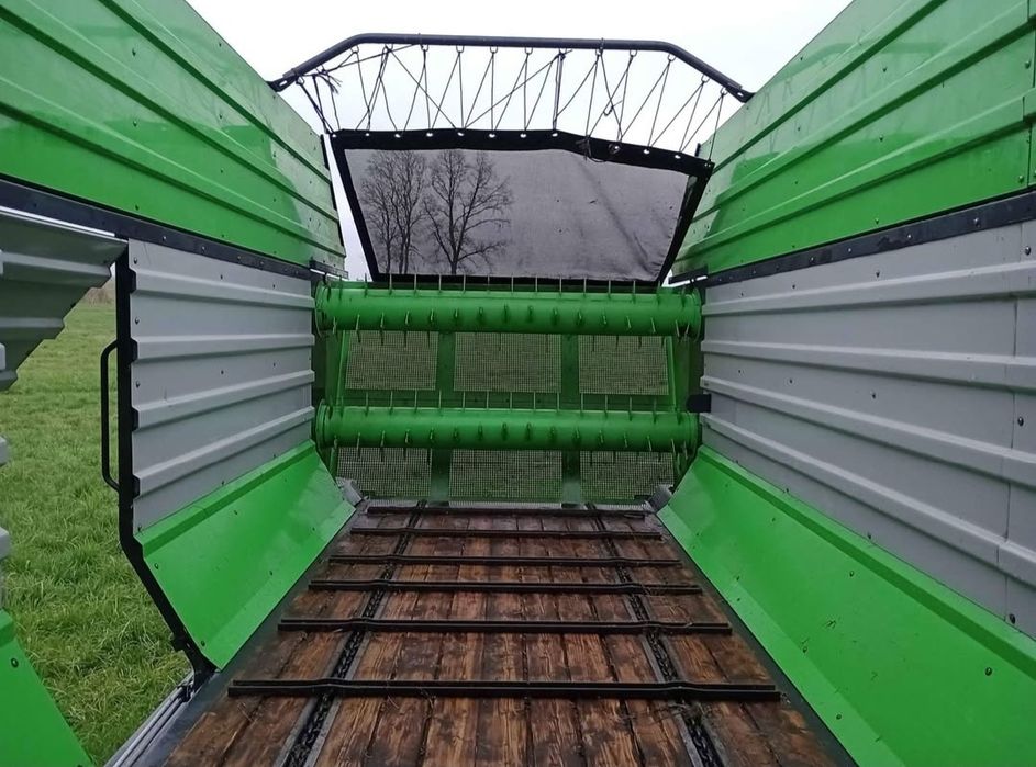 Przyczepa samozbierająca Deutz fahr fe.7.46