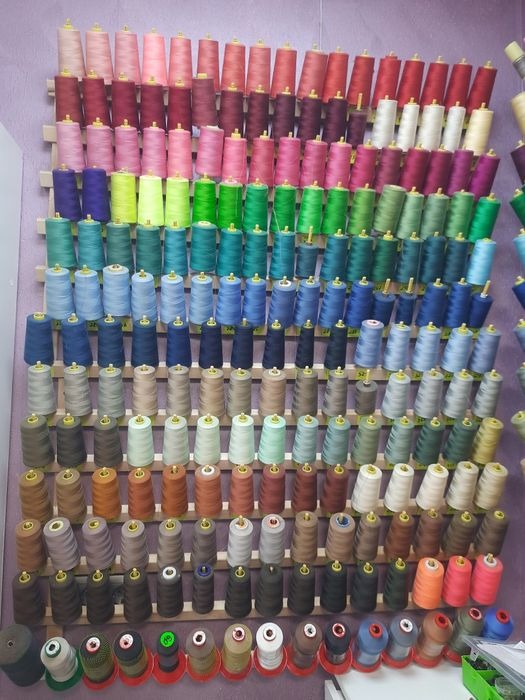 Нитки Бобіни , арміровані нитки, катушки уся палітра.