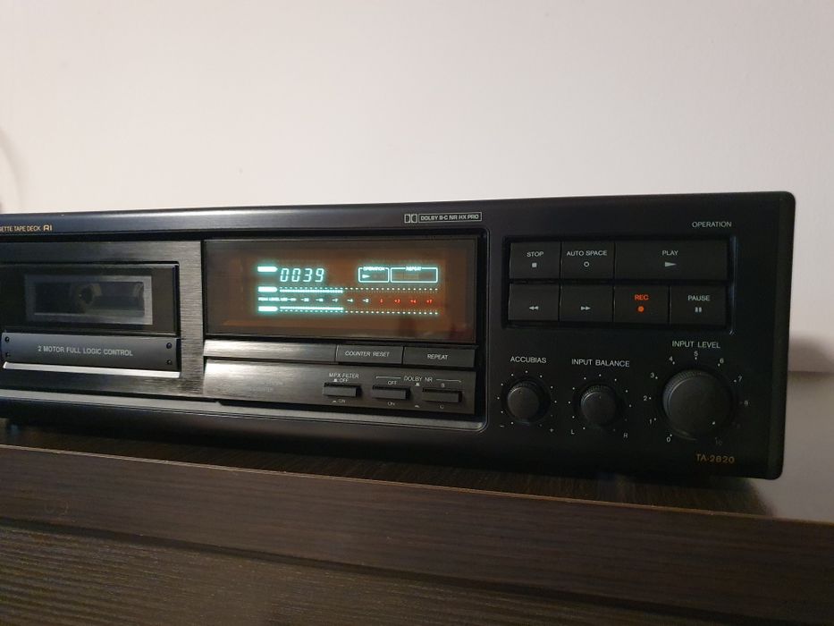 Magnetofon Onkyo TA-2820 HX-PRO