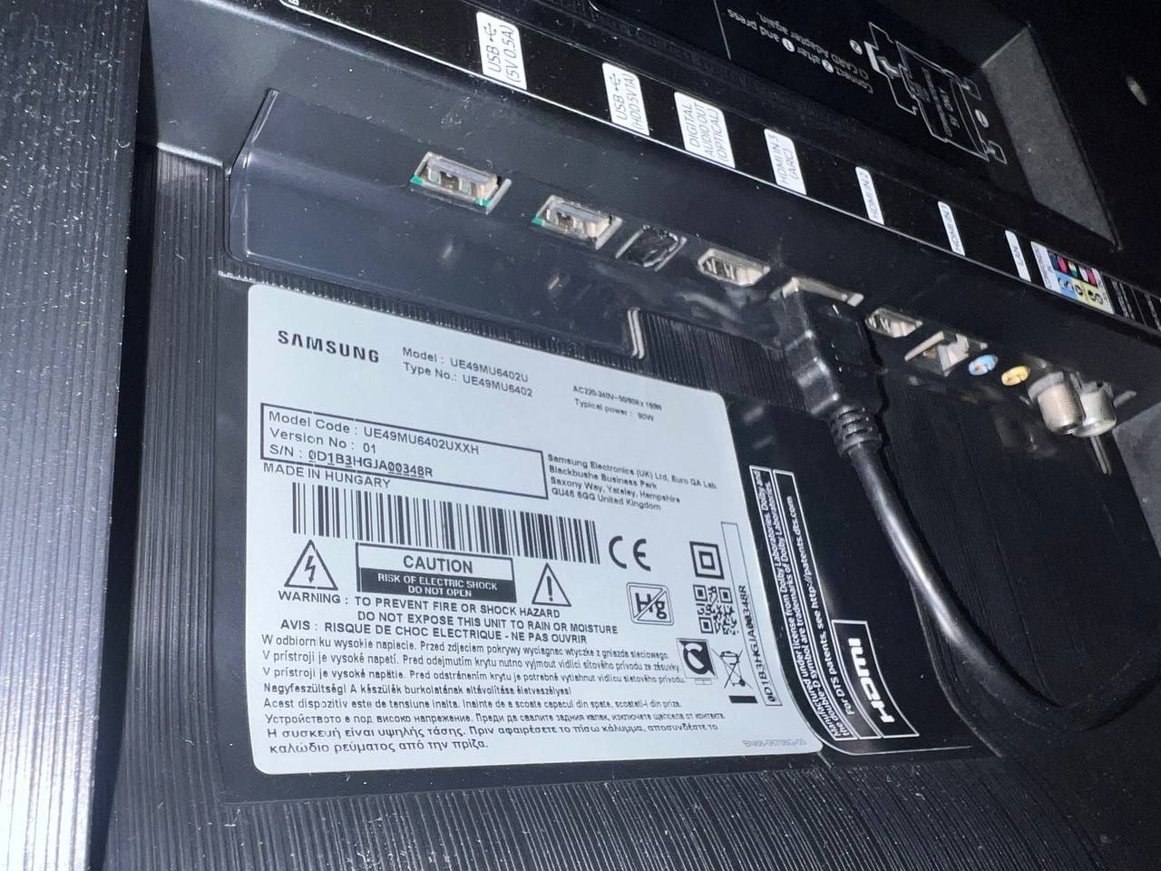 Телевизор Samsung UE49MU6402