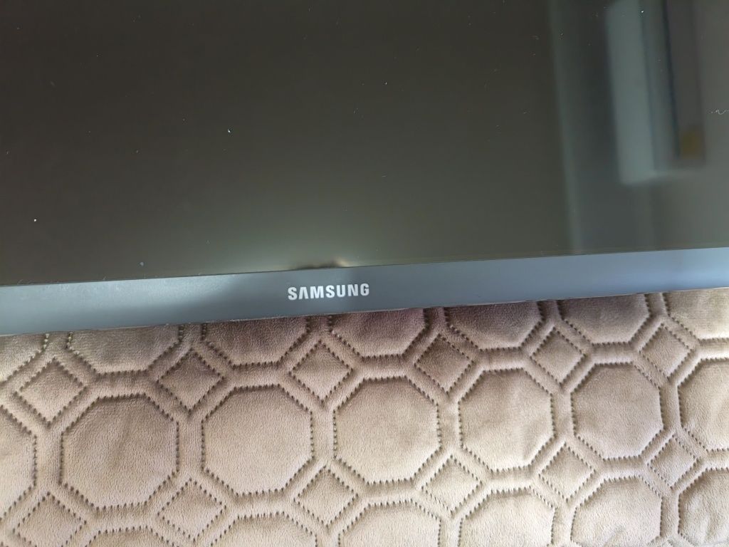 Телевізор samsung модель HG43EF690DB