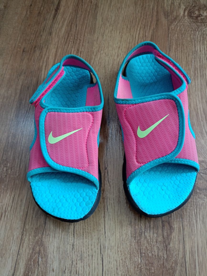 dziecięce sandałki Nike, 33