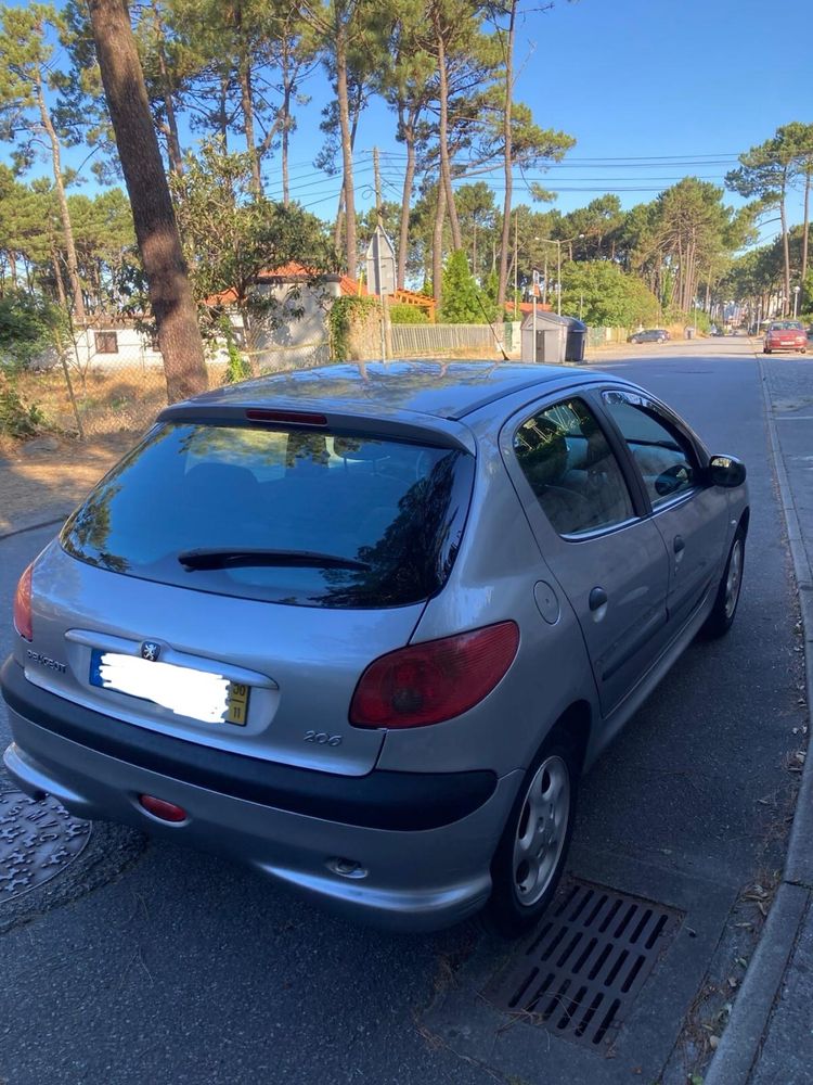 Peugeot 206 1.9D 70cv - 2º dono