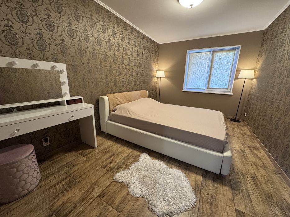 Чудовий Будинок в передмісті