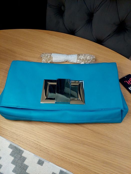 Duża kopertówka w pięknym turkusowym kolorze ze złotymi dodatkami