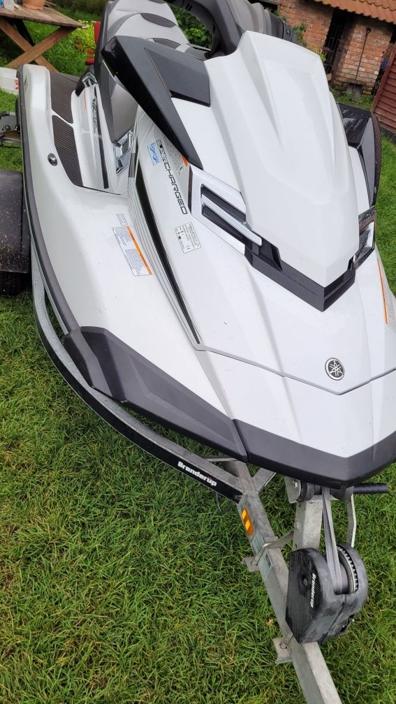 Yamaha Fx cruiser svho 1800