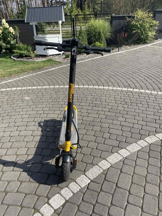 Hulajnoga elektryczna ducati