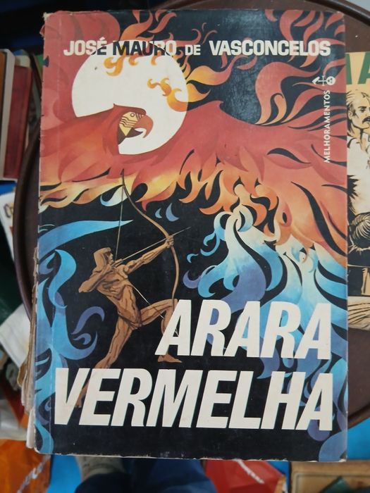 José Mauro de Vasconcelos, Arara Vermelha