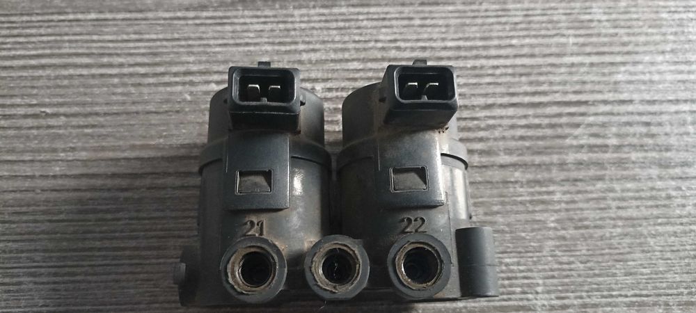 trójnik rozdzielacz zawieszenia pneumatycznego Iveco daily IV oryg 14