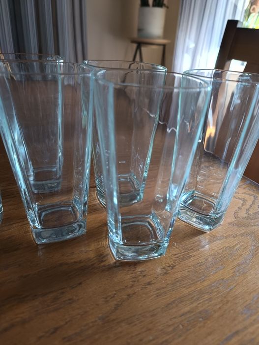 Komplet szklanek do napoi