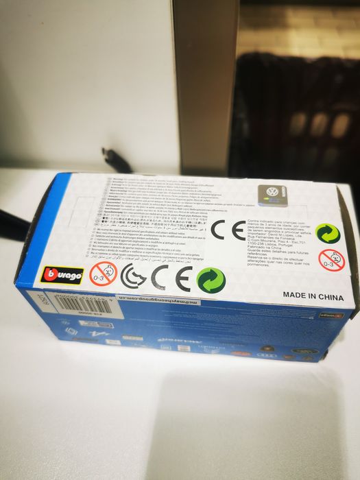 2020 Volkswagen T6.1 Transporter Burago 1/43