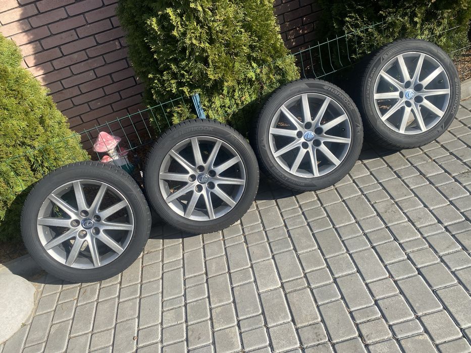 Комплект дисков с резиной 225/50-17 Lexus Gs 5/114.3 R-17 et45 да