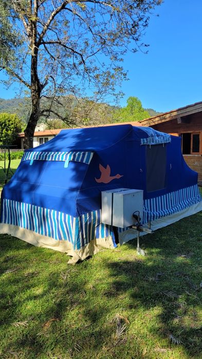 Atrelado Tenda em excelentes condições