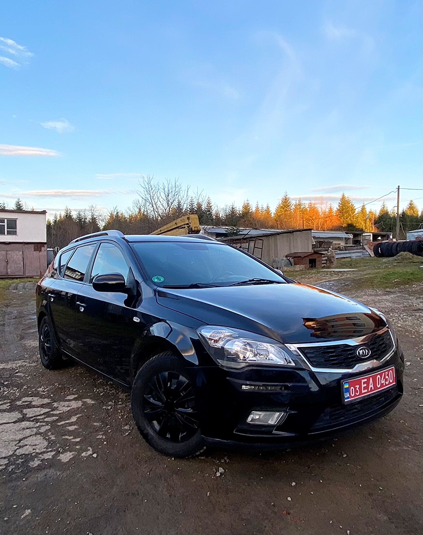 Продам автомобіль KIA Ceed