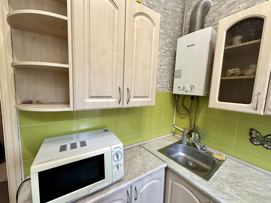 Оренда 2к 42 м2 Набережно Хрещатицька 7 Поділ Поштова метро 5 хв