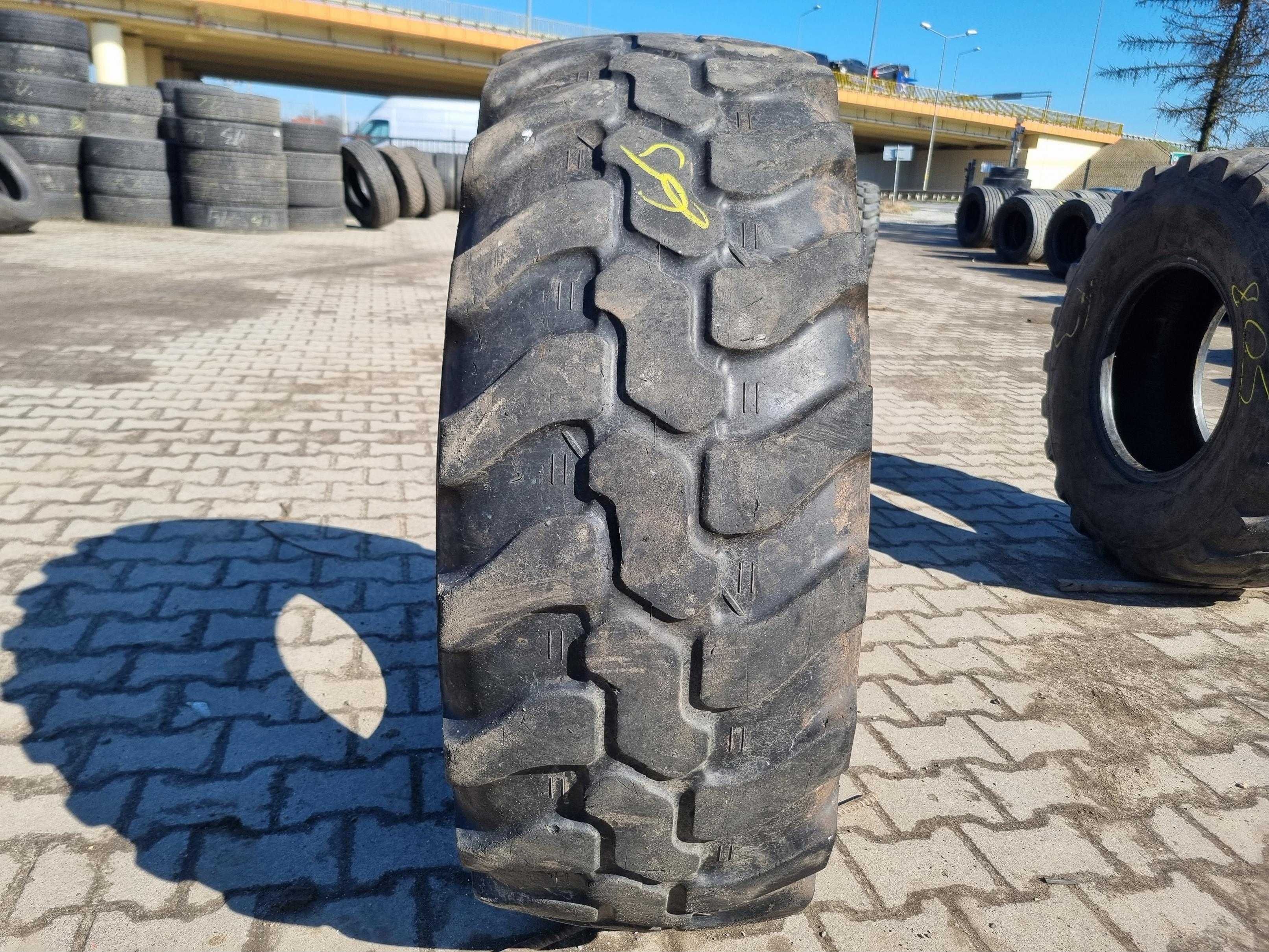 405/70R20, 16/70R20 Opona Przemysłowa  DUNLOP SPT9