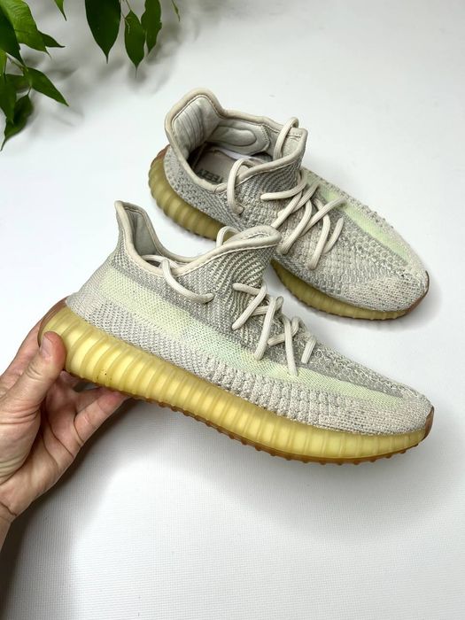 Кросівки adidas yeezy boost