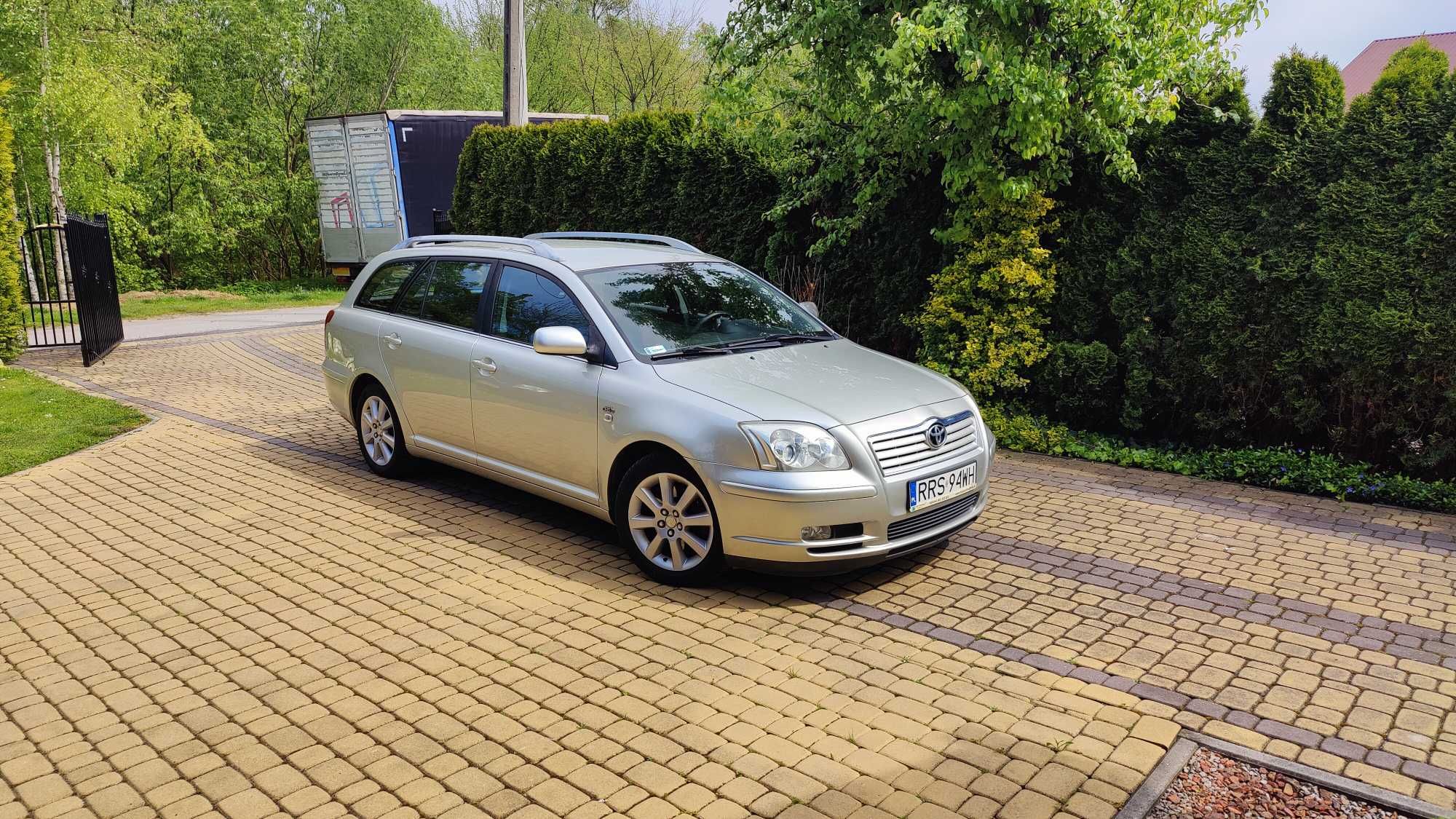 Toyota Avensis 2.0 D-4D 116km