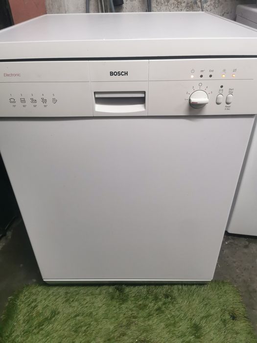 Máquina de lavar loiça bosch faço entrega