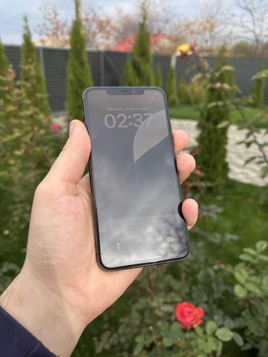 Iphone 11 pro max чудовий стан, все працює