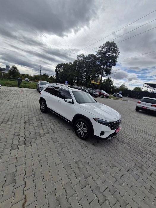 Mercedes Benz EQB 300  70,5kwt