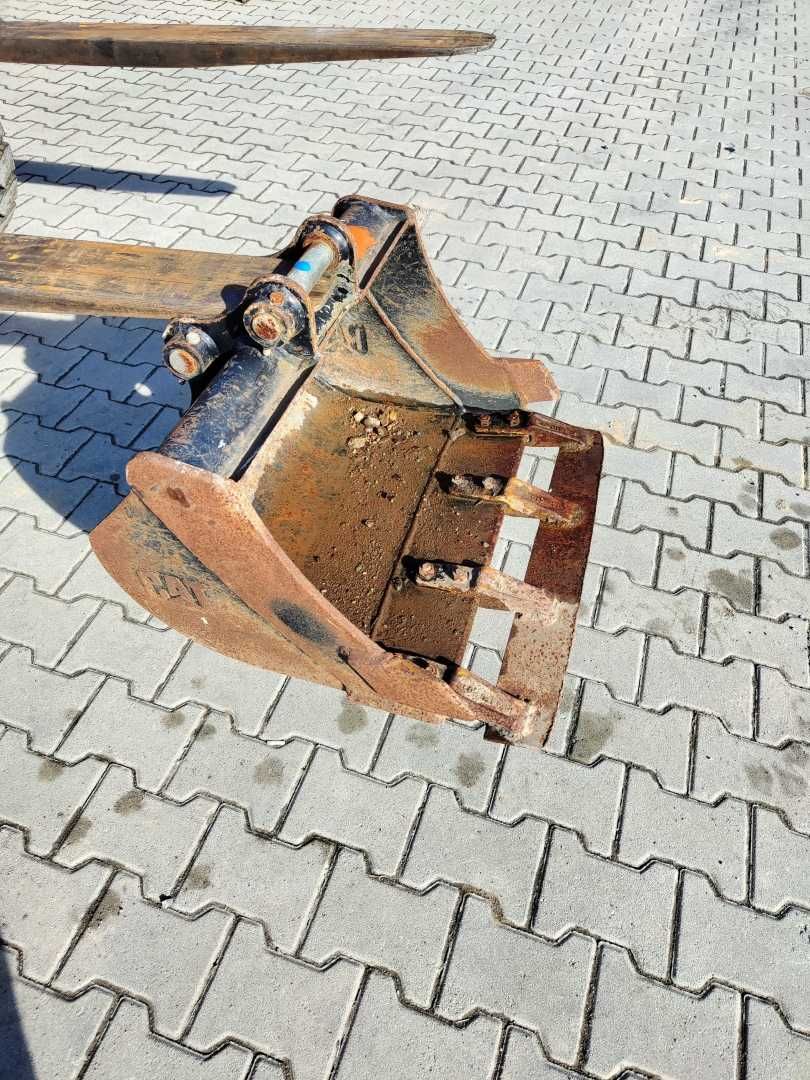 Łyżka kopiąca do koparki minikoparki szer 60cm sworzeń fi30mm CAT
