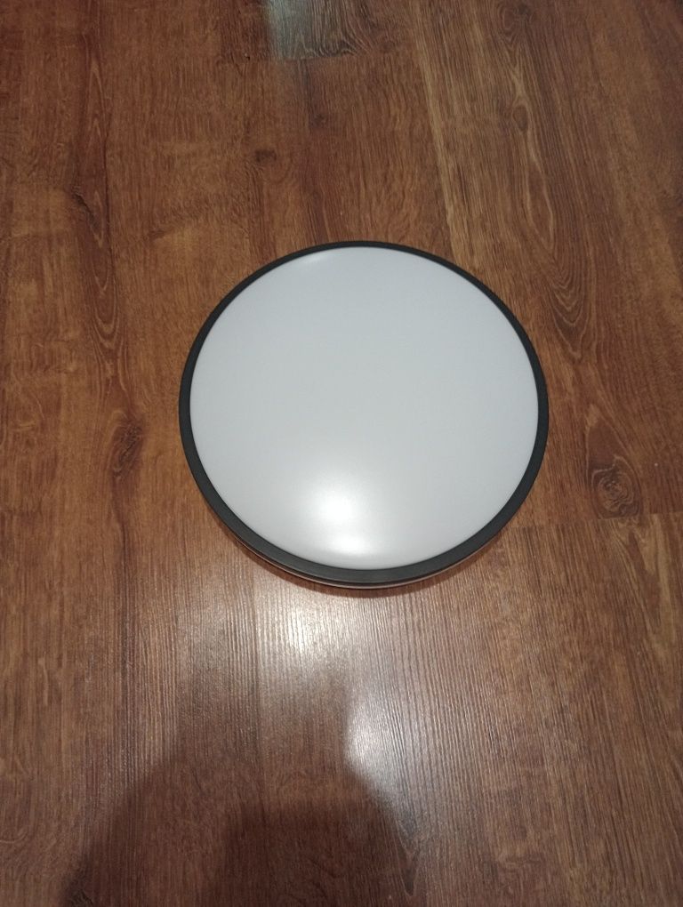 Lampa sufitowa led nowa