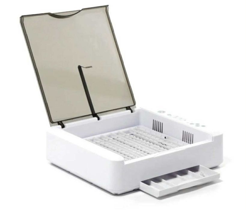 Vendo chocadeira . 

Incubadora de ovo