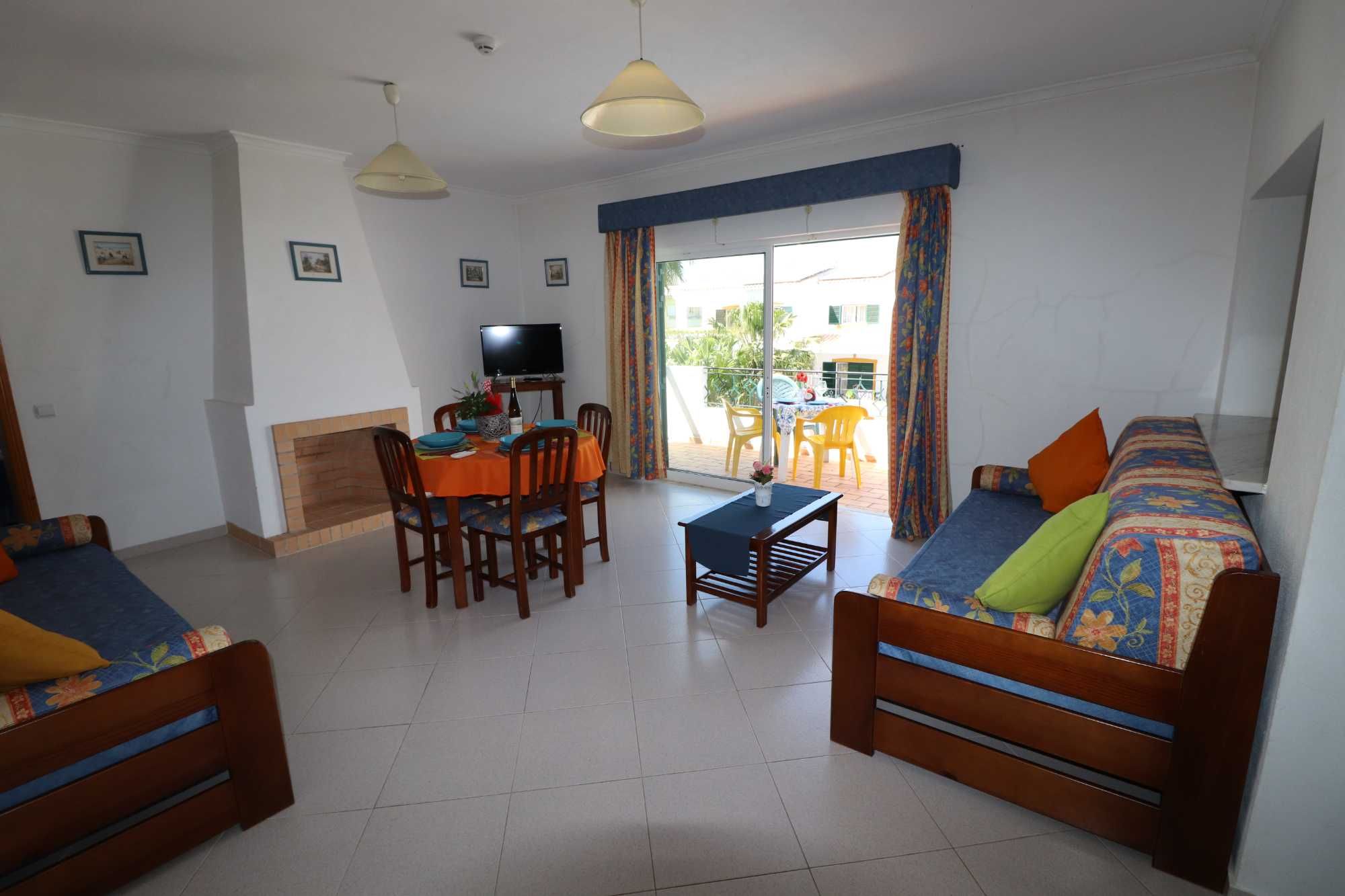 Excelentes apartamentos, T1 para 2-4, Piscina, Ferreiras-ALBUFEIRA