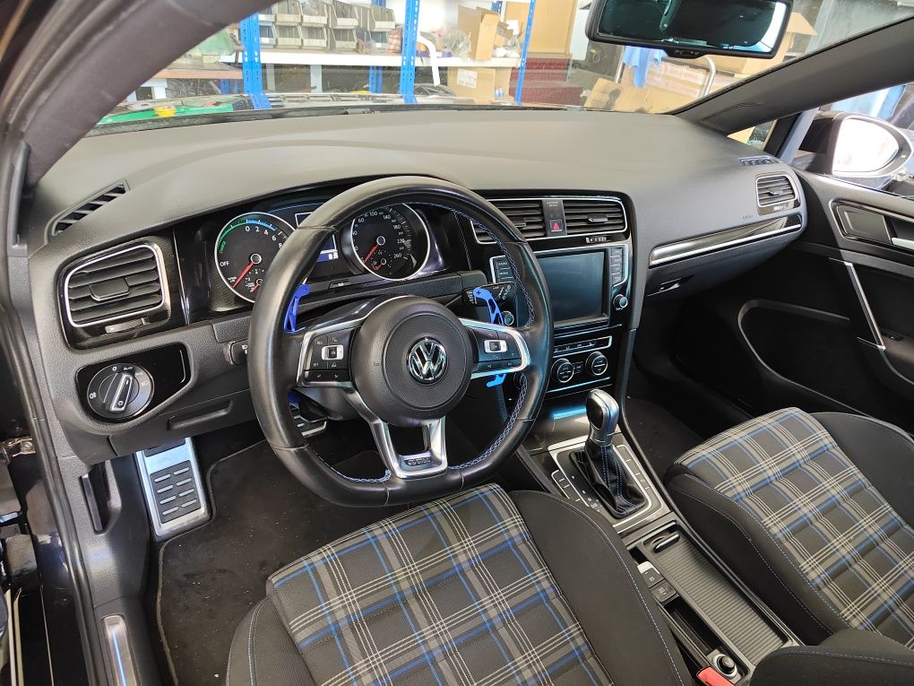 VW golf 7 GTE híbrido