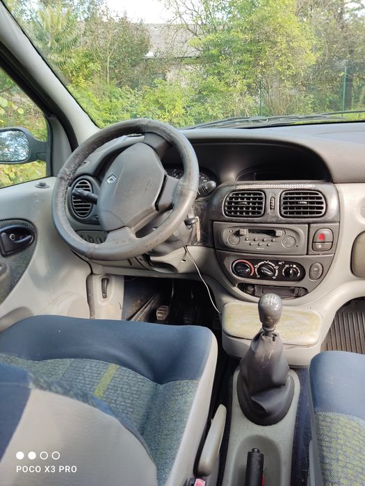 Renault Scenic 1.9 DCI rok. 2001
