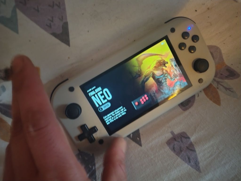 M27 handheld z kartą pamięci 128gb duża ilość gier pilne