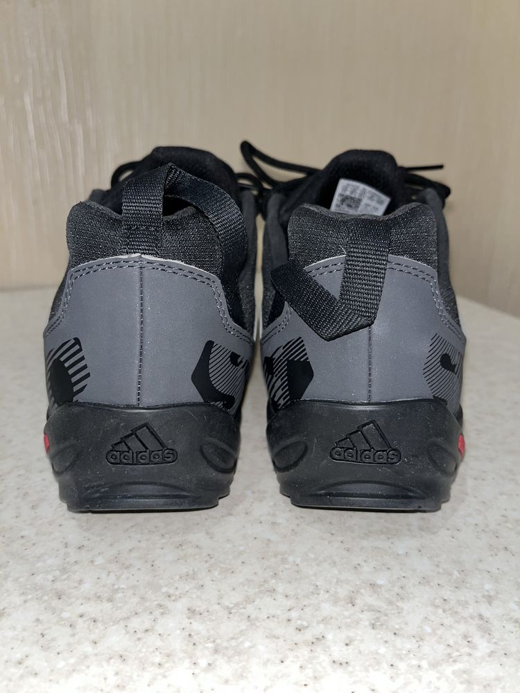 Кроссовки Adidas Terrex Swift Solo2.100% original новые45размер.