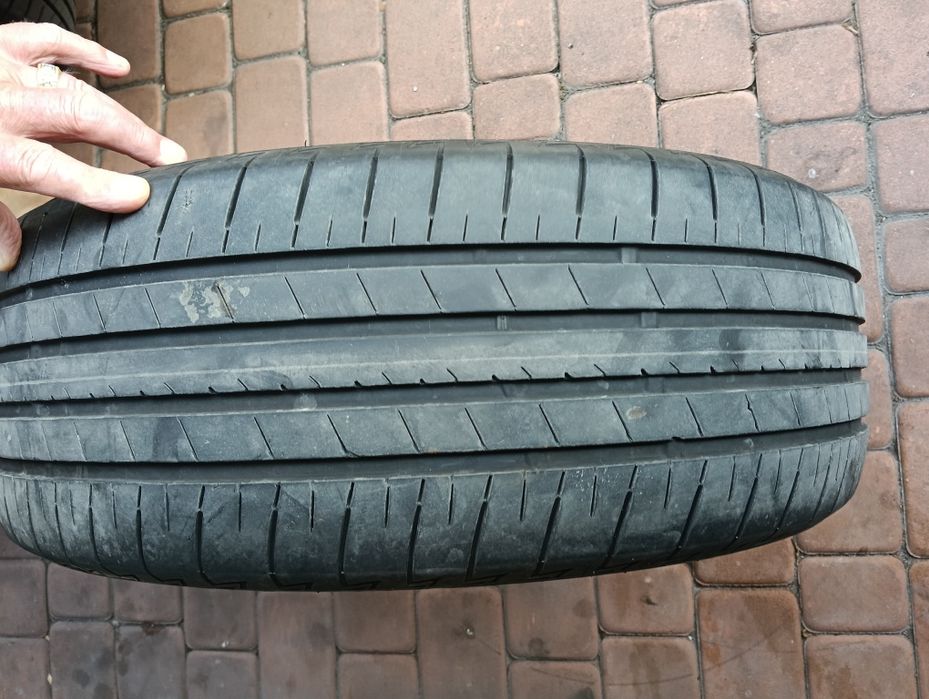 Opona TURANZA 215/55R18 95H