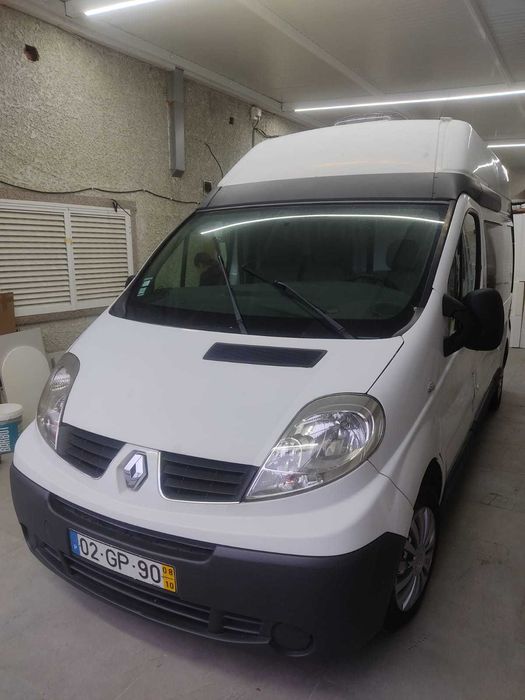 Renault Trafic - Campervan- Especial Dormitório