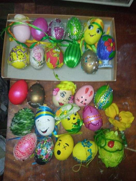 Декоративные яйца из дерева 33 шт, пасхальные