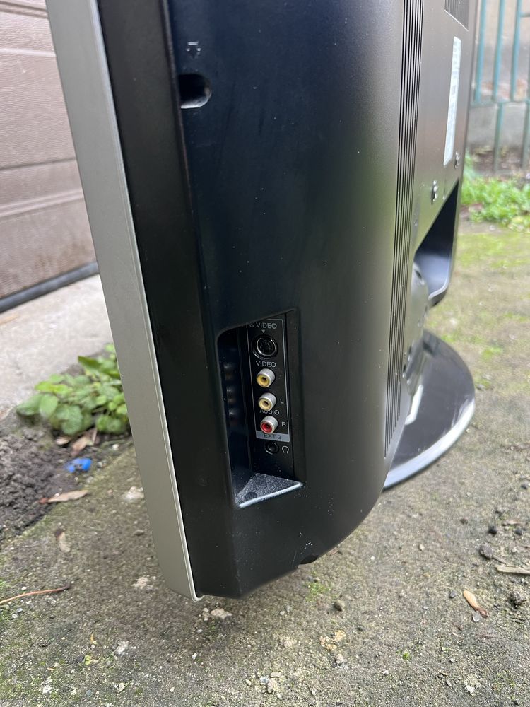 Telewizor SHARP 32 cale