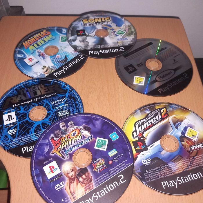 Vendo PS2 com varios jogos a trabalhar