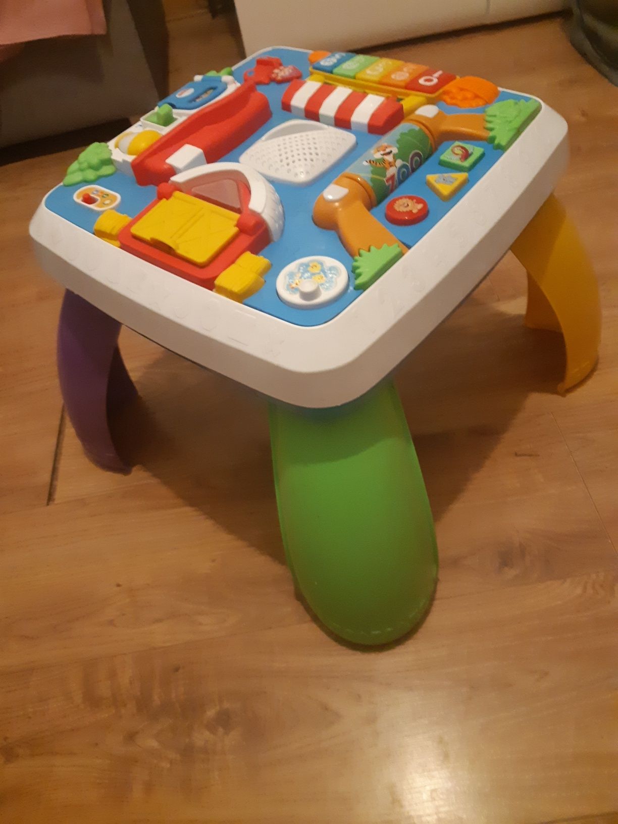 Fisher-Price Stolik  interaktywny 
Marka: Fisher-Price