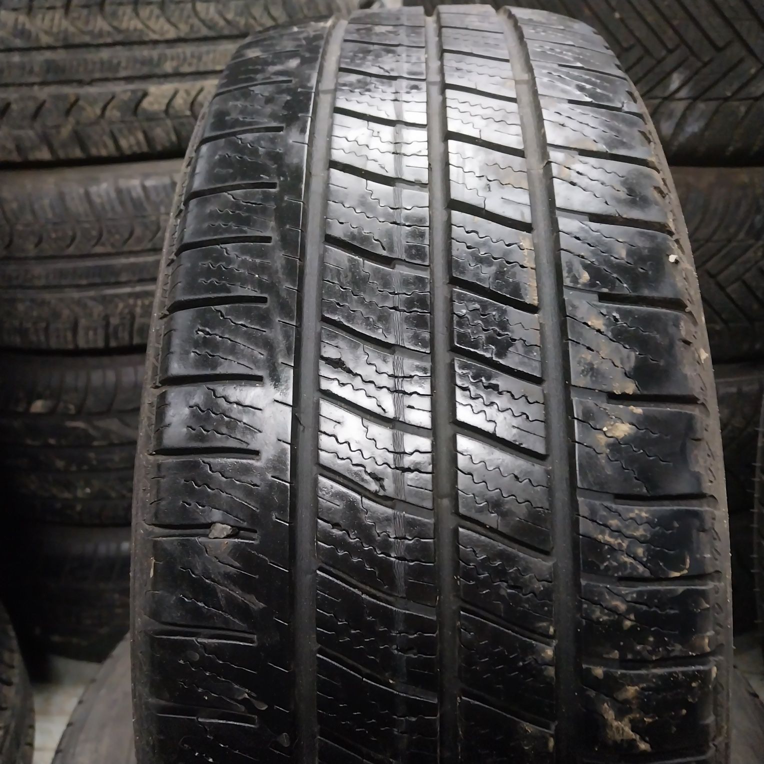 Opony Całoroczne  GoodYear Cargo Vector  215/65R16C 106/104T