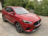 MG ZS uszkodzony.  Rezerwacja