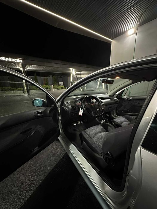 Peugeot 206 Silvercrest 1.4 Gasolina (2003)